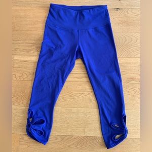 Yogalicious cropped leggings with calf cutout detail